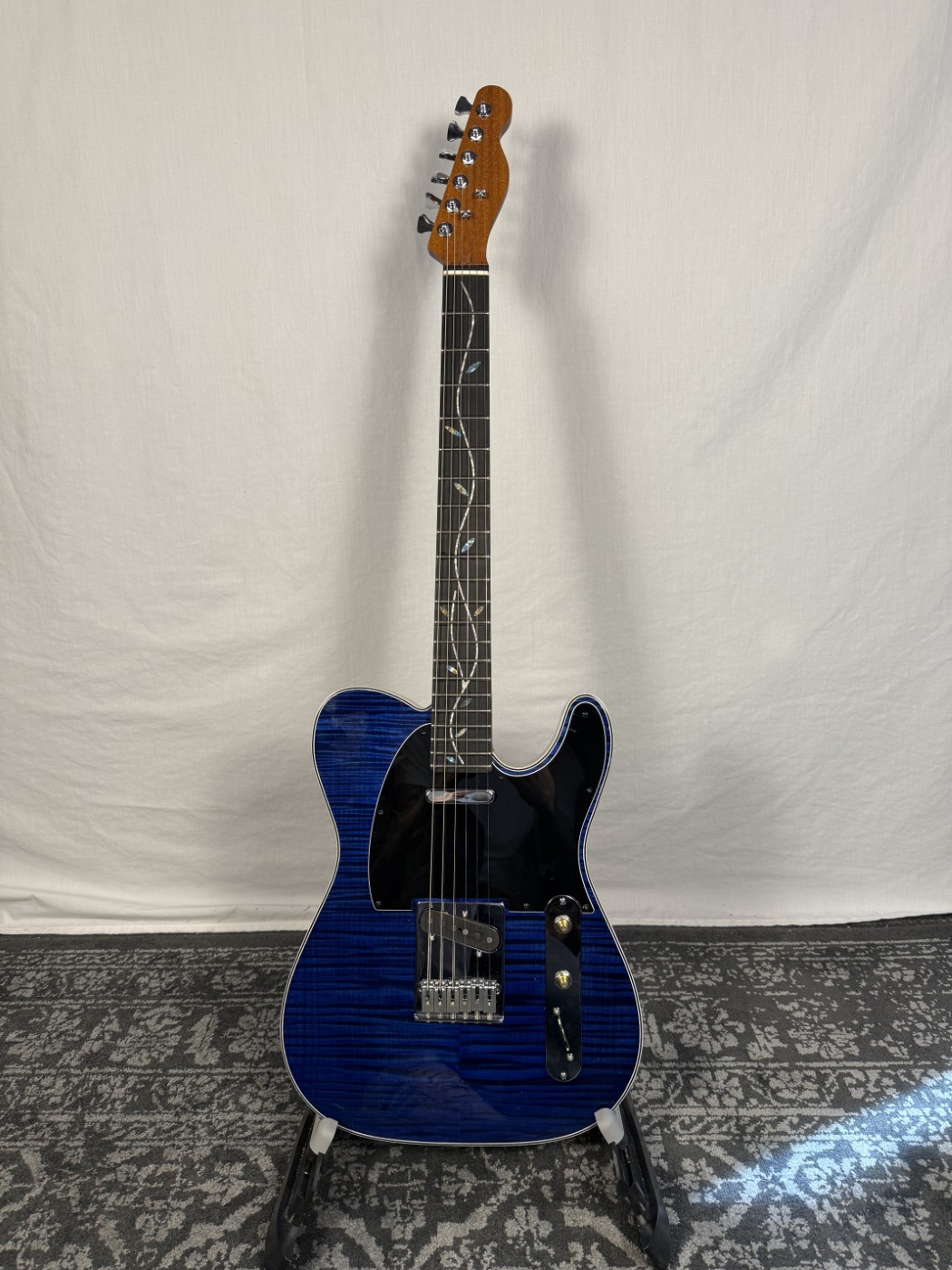 333 Custom Shop Telecaster Guitar - Deep Ocean Blue